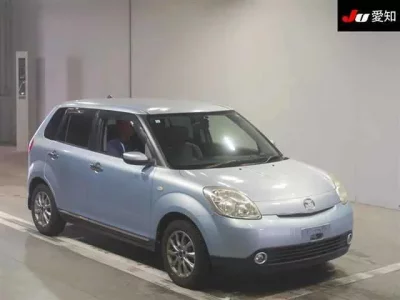 Mazda VERISA