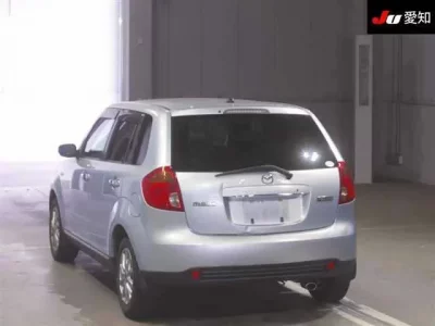 Mazda VERISA