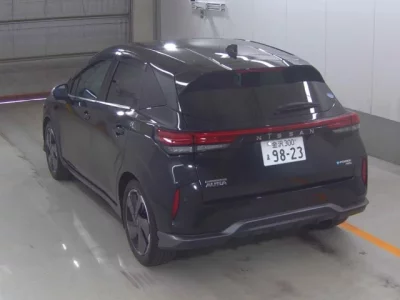 Nissan AURA