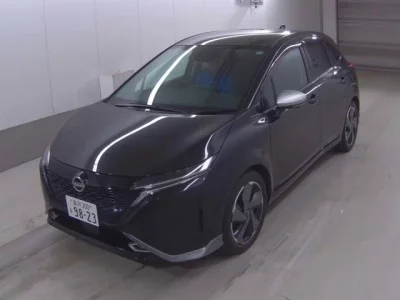 Nissan AURA