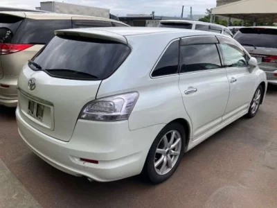 Toyota MARK X ZIO
