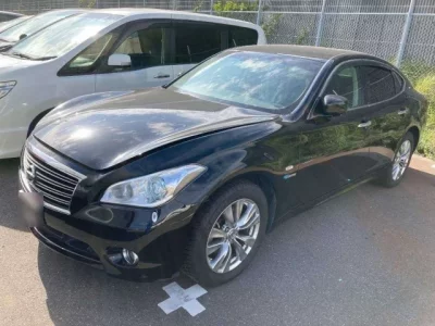 Nissan FUGA