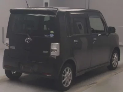 Toyota PIXIS SPACE