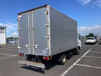 Mazda TITAN
