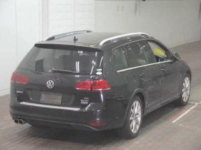Volkswagen GOLF VARIANT