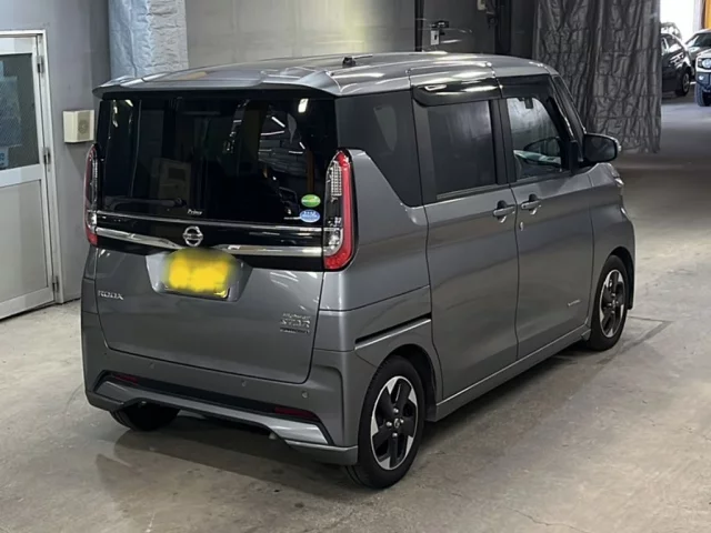 Nissan ROOX