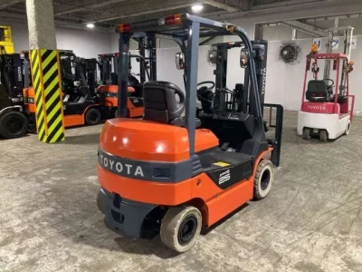 Toyota FORKLIFT