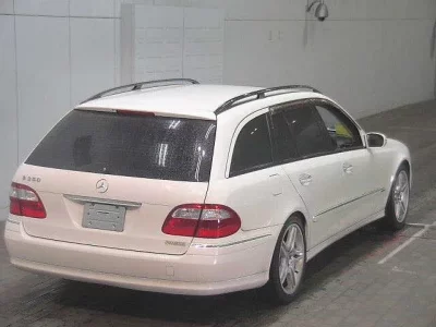 Mercedes-Benz E CLASS WAGON