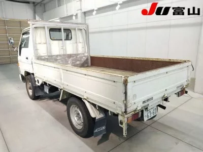 Toyota HIACE TRUCK