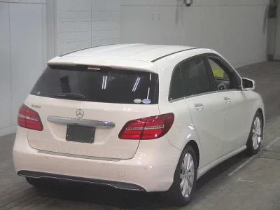 Mercedes-Benz B CLASS