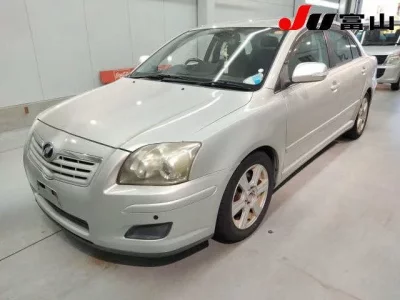 Toyota AVENSIS SEDAN