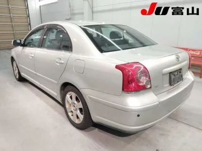 Toyota AVENSIS SEDAN