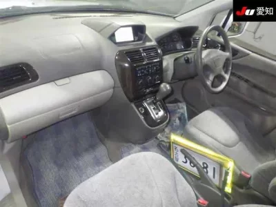 Mitsubishi CHARIOT GRANDIS