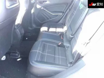 Mercedes-Benz CLA CLASS