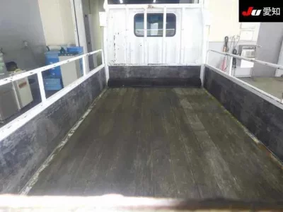 Mazda TITAN