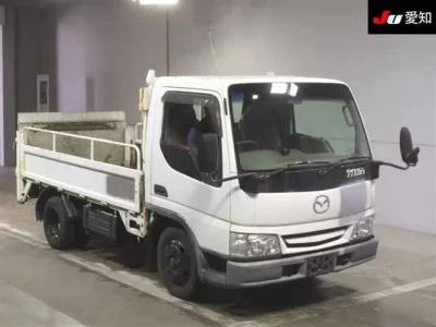 Mazda TITAN