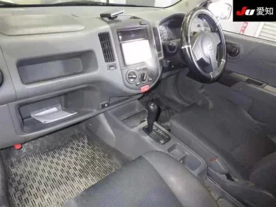 Nissan AD