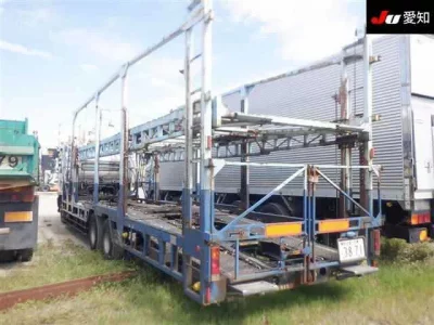 Nissan TRUCK