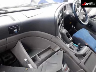 Nissan QUON