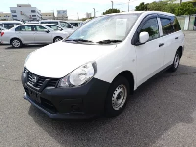 Nissan AD