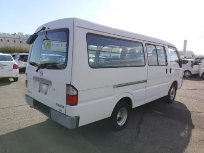 Mazda BONGO BRAWNY VAN