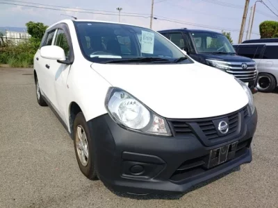 Nissan AD