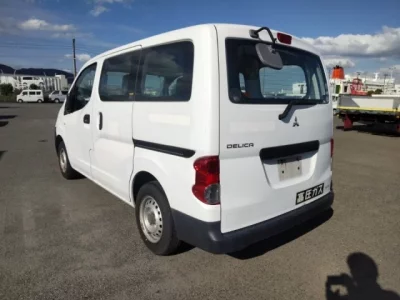 Mitsubishi DELICA