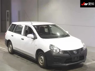 Nissan AD
