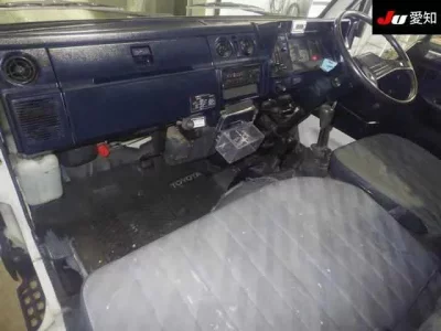 Toyota HIACE TRUCK