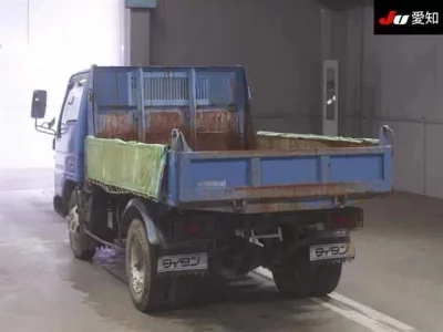 Mazda TITAN