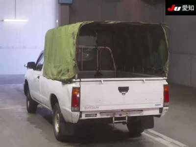 Nissan DATSUN PICKUP