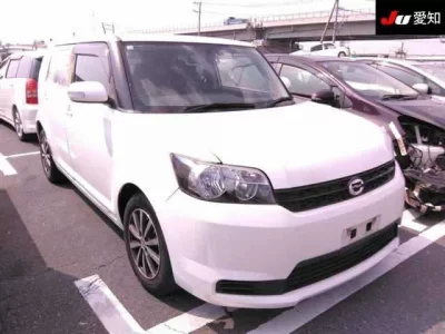 Toyota COROLLA RUMION