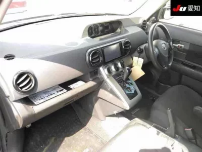Toyota COROLLA RUMION