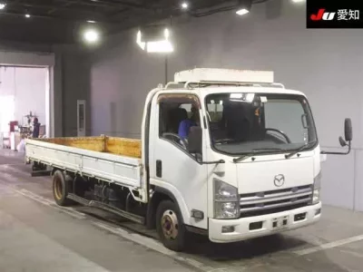 Mazda TITAN
