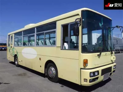 Nissan BUS