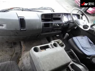 Mitsubishi FUSO FIGHTER