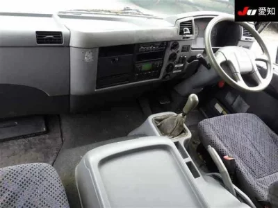 Mitsubishi FUSO FIGHTER