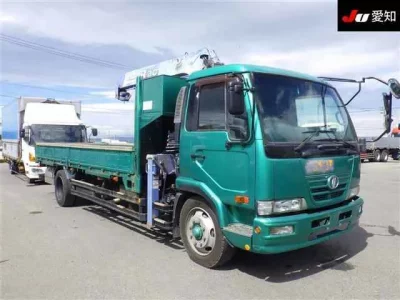 Nissan CONDOR