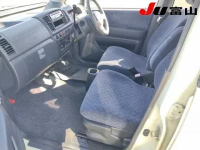 Suzuki MRWAGON