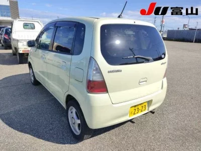 Suzuki MRWAGON