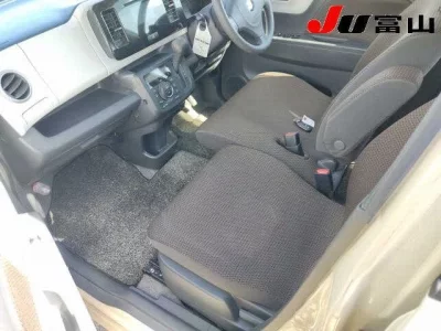 Suzuki MRWAGON