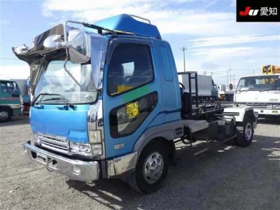 Mitsubishi FUSO FIGHTER