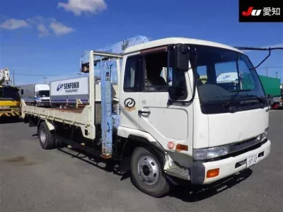 Nissan TRUCK