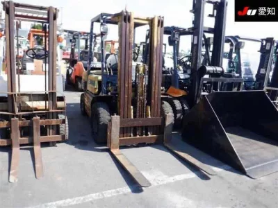 KOMATSU FORKLIFT