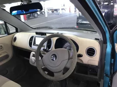 Suzuki MRWAGON