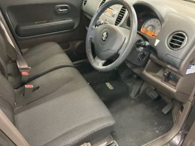 Suzuki MRWAGON