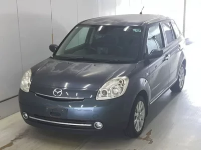 Mazda VERISA