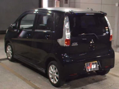 Mitsubishi EK CUSTOM