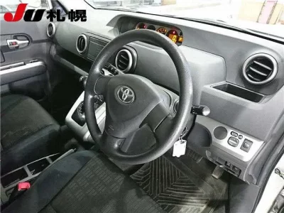Toyota COROLLA RUMION