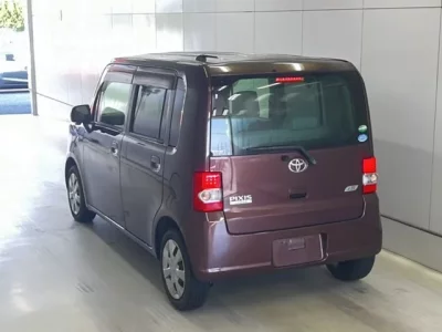 Toyota PIXIS SPACE